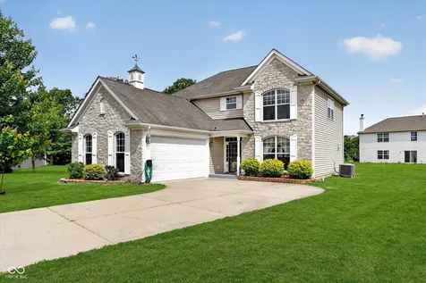 8274 Shute Circle Avon IN 46123