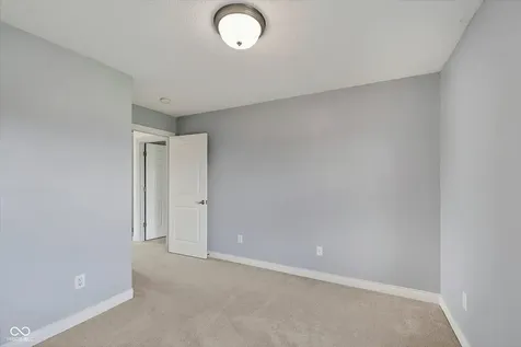 8274 Shute Circle Avon IN 46123