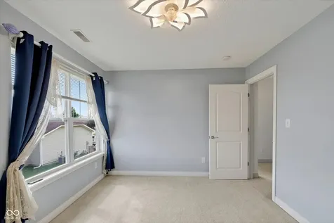 8274 Shute Circle Avon IN 46123