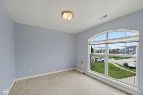 8274 Shute Circle Avon IN 46123