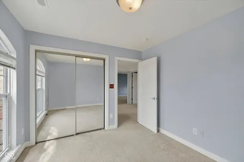 8274 Shute Circle Avon IN 46123