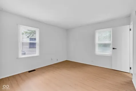 3025 Lucas Way Columbus IN 47203