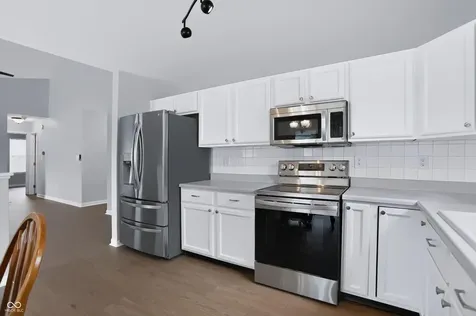 12747 Sovereign Lane Fishers IN 46038