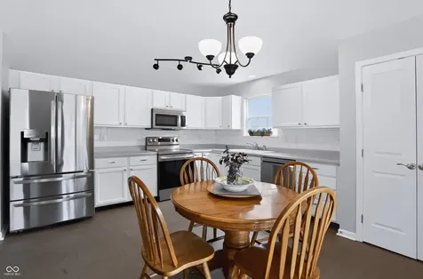 12747 Sovereign Lane Fishers IN 46038