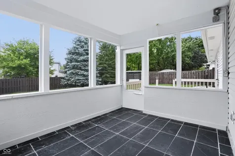 12747 Sovereign Lane Fishers IN 46038
