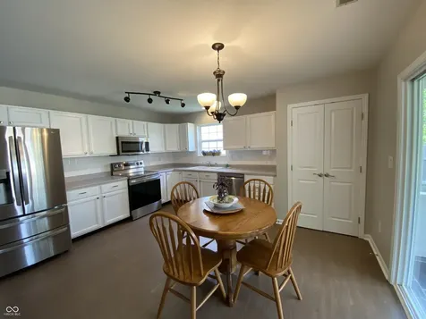 12747 Sovereign Lane Fishers IN 46038