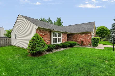 12747 Sovereign Lane Fishers IN 46038