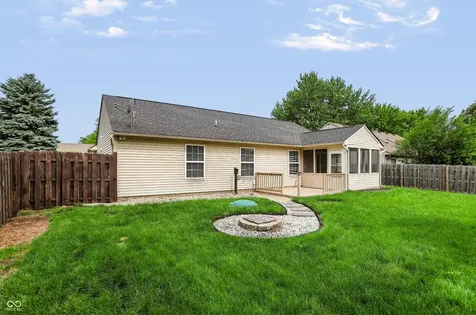 12747 Sovereign Lane Fishers IN 46038