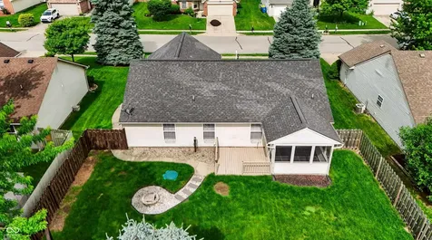 12747 Sovereign Lane Fishers IN 46038