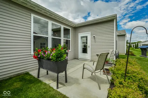 16104 Loire Valley Drive Fishers IN 46037
