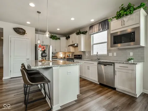 16104 Loire Valley Drive Fishers IN 46037