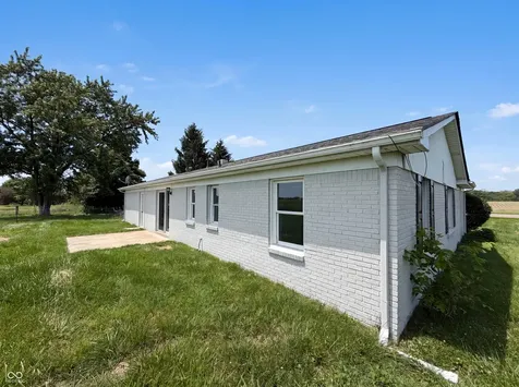1677 E State Road 234 Fortville IN 46040