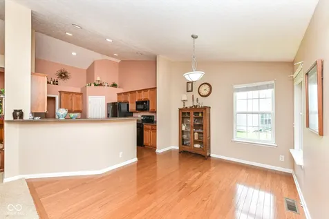 9908 Niagara Drive Fishers IN 46037