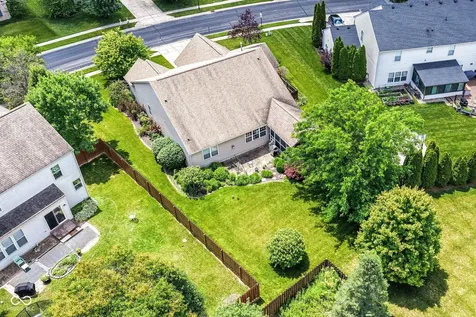 9908 Niagara Drive Fishers IN 46037