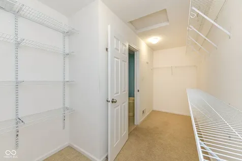 9908 Niagara Drive Fishers IN 46037