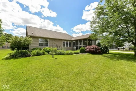 9908 Niagara Drive Fishers IN 46037