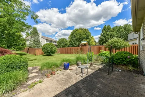 9908 Niagara Drive Fishers IN 46037