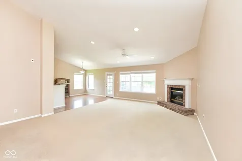 9908 Niagara Drive Fishers IN 46037