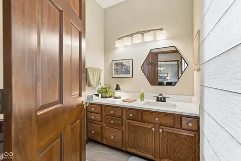 913 Timber Creek Drive Indianapolis IN 46239