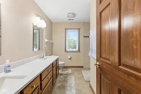 913 Timber Creek Drive Indianapolis IN 46239