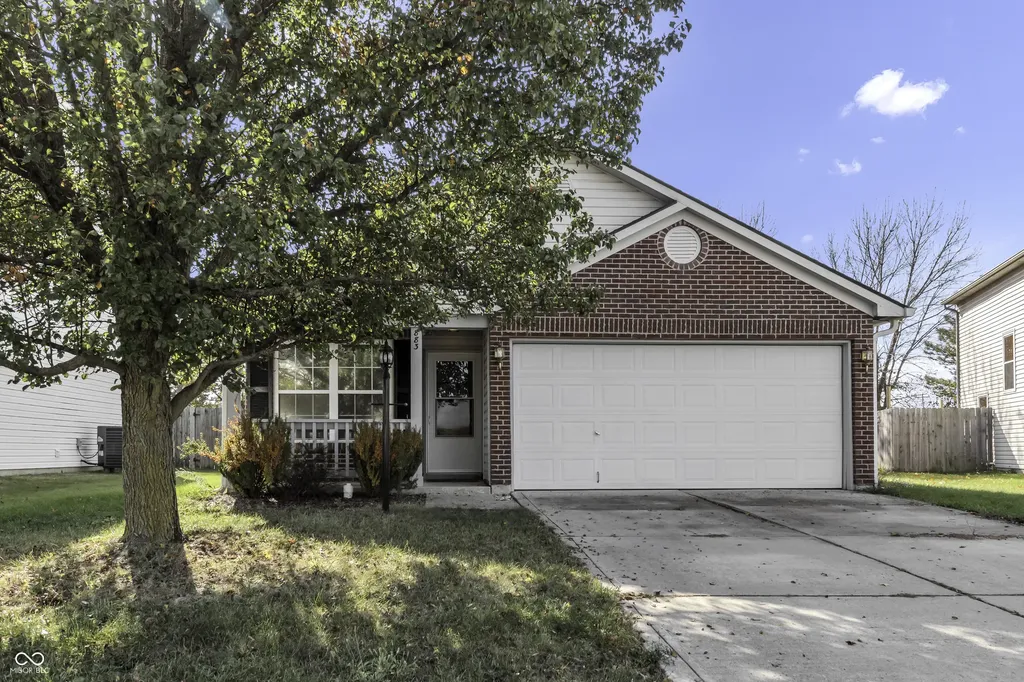883 Curlew Lane Greenwood IN 46143