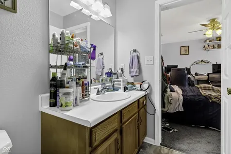 883 Curlew Lane Greenwood IN 46143