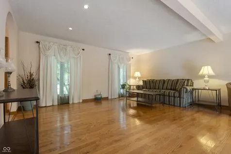 3022 Walnut Court Greenfield IN 46140