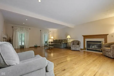 3022 Walnut Court Greenfield IN 46140
