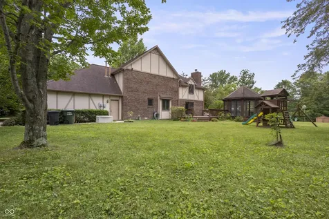 3022 Walnut Court Greenfield IN 46140