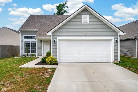 1137 N Aberdeen Drive Franklin IN 46131
