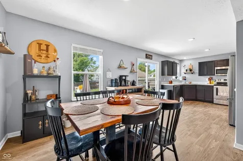 1137 N Aberdeen Drive Franklin IN 46131