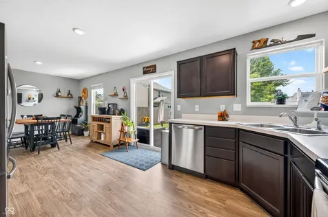 1137 N Aberdeen Drive Franklin IN 46131