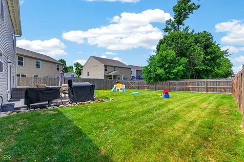 1137 N Aberdeen Drive Franklin IN 46131