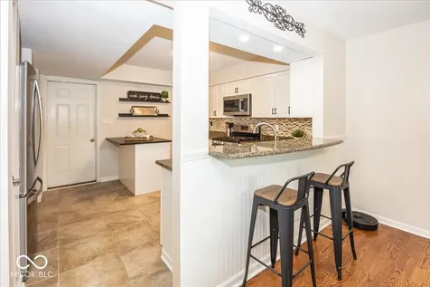 8207 Shorewalk Drive Indianapolis IN 46236