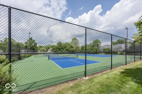 8207 Shorewalk Drive Indianapolis IN 46236