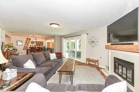 8172 River Bay Drive E Indianapolis IN 46240