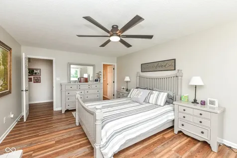 8172 River Bay Drive E Indianapolis IN 46240