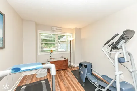 8172 River Bay Drive E Indianapolis IN 46240