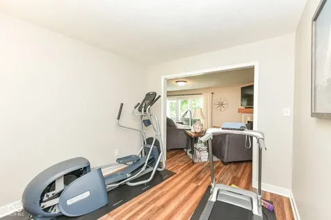 8172 River Bay Drive E Indianapolis IN 46240