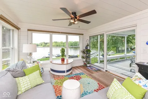 8172 River Bay Drive E Indianapolis IN 46240