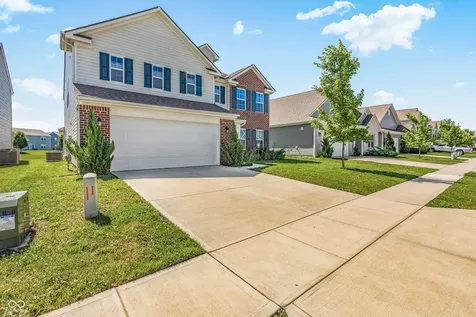 5347 Maywood Drive Whitestown IN 46075