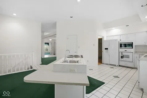 7126 Lakeside Woods Drive Indianapolis IN 46278