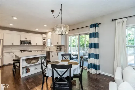 14806 Rosebud Drive Noblesville IN 46060