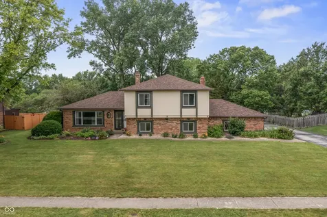 1214 Sherwood Drive Greenfield IN 46140