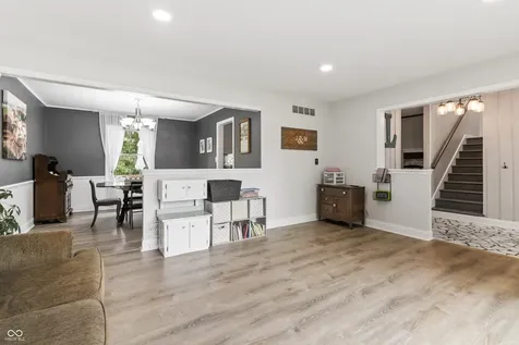1214 Sherwood Drive Greenfield IN 46140