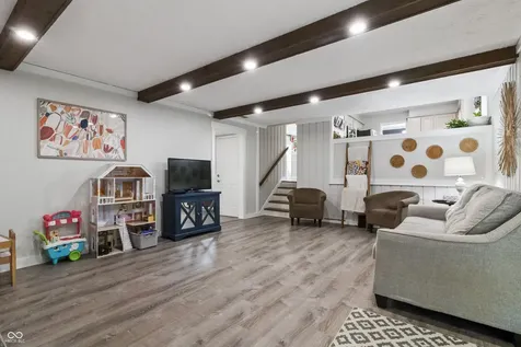 1214 Sherwood Drive Greenfield IN 46140