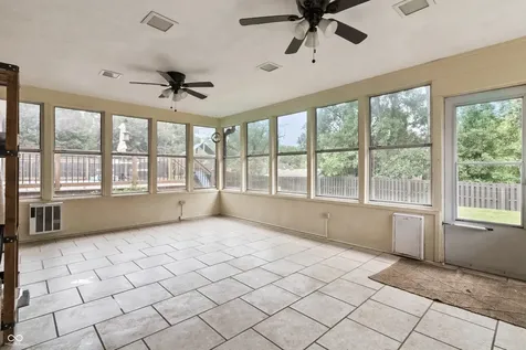 1214 Sherwood Drive Greenfield IN 46140