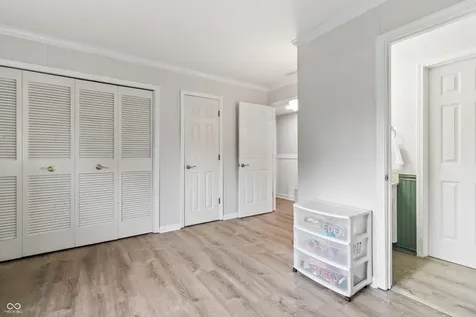 1214 Sherwood Drive Greenfield IN 46140