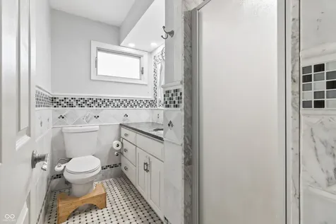 1214 Sherwood Drive Greenfield IN 46140
