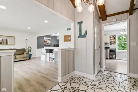 1214 Sherwood Drive Greenfield IN 46140